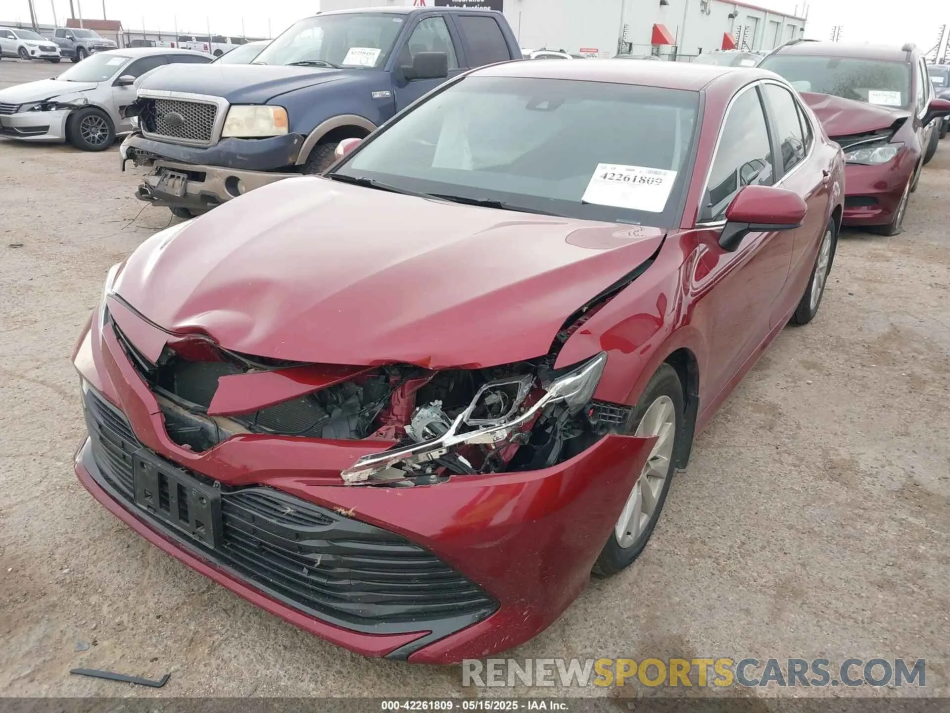 2 Photograph of a damaged car 4T1C11AK1LU329234 TOYOTA CAMRY 2020