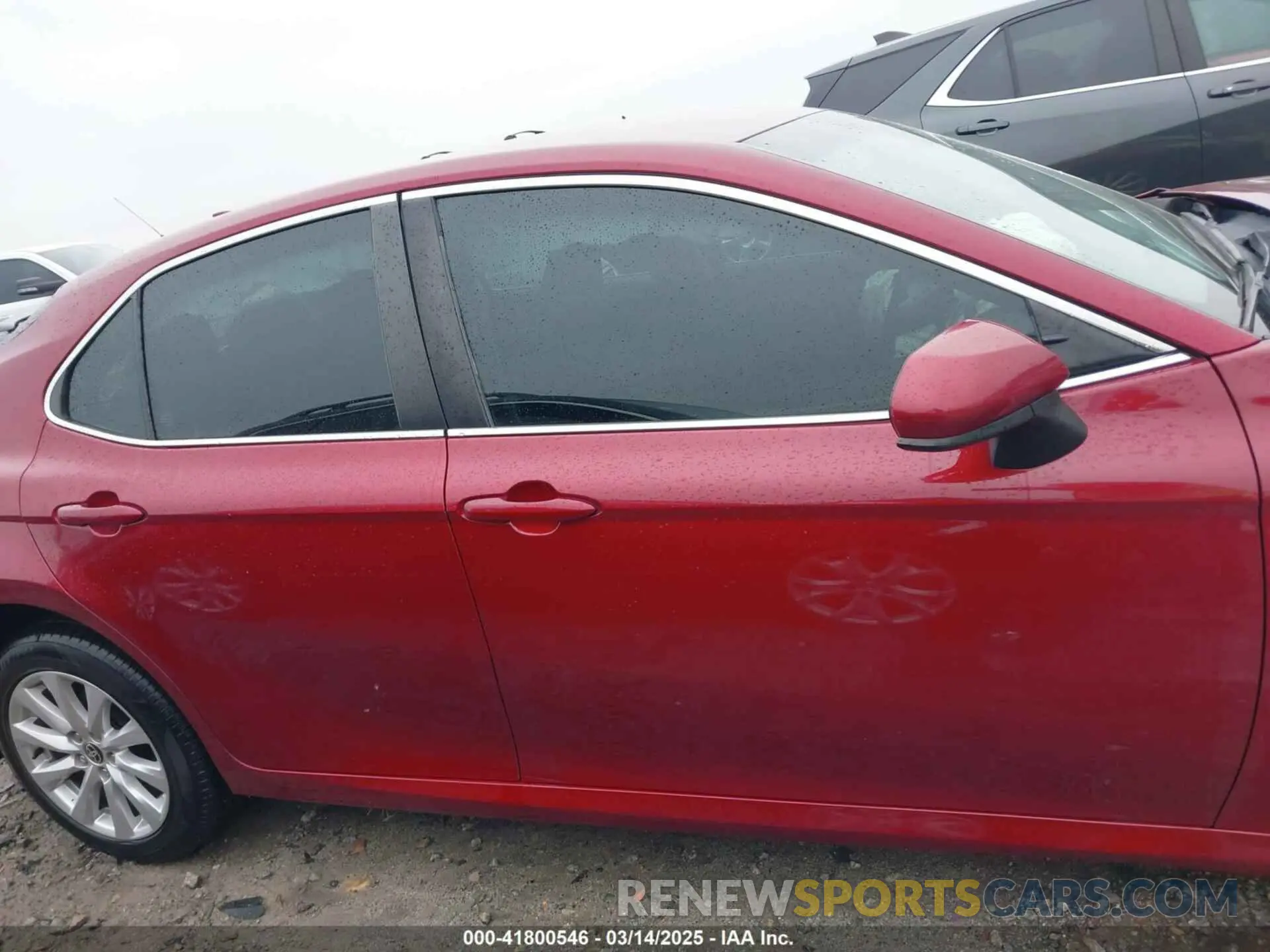14 Photograph of a damaged car 4T1C11AK1LU359477 TOYOTA CAMRY 2020