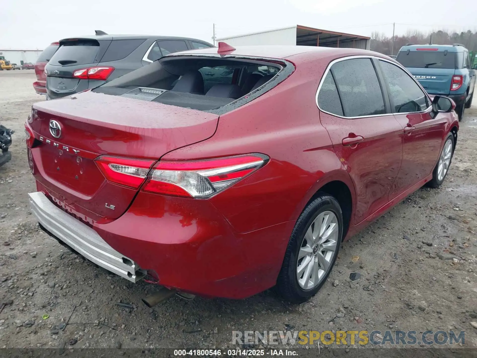 4 Photograph of a damaged car 4T1C11AK1LU359477 TOYOTA CAMRY 2020