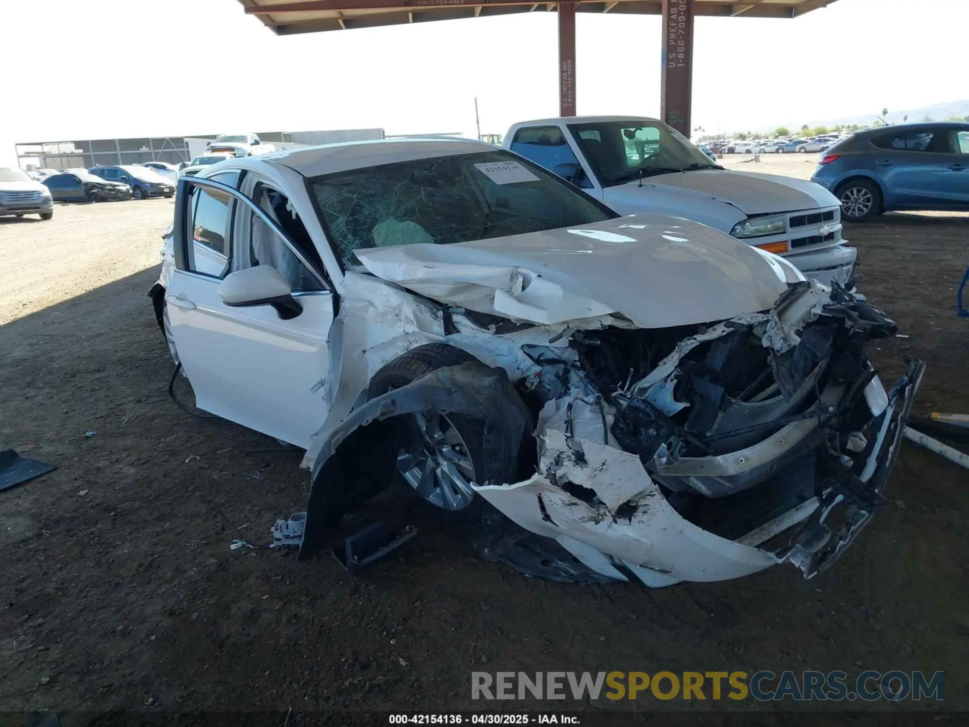 1 Photograph of a damaged car 4T1C11AK1LU366915 TOYOTA CAMRY 2020
