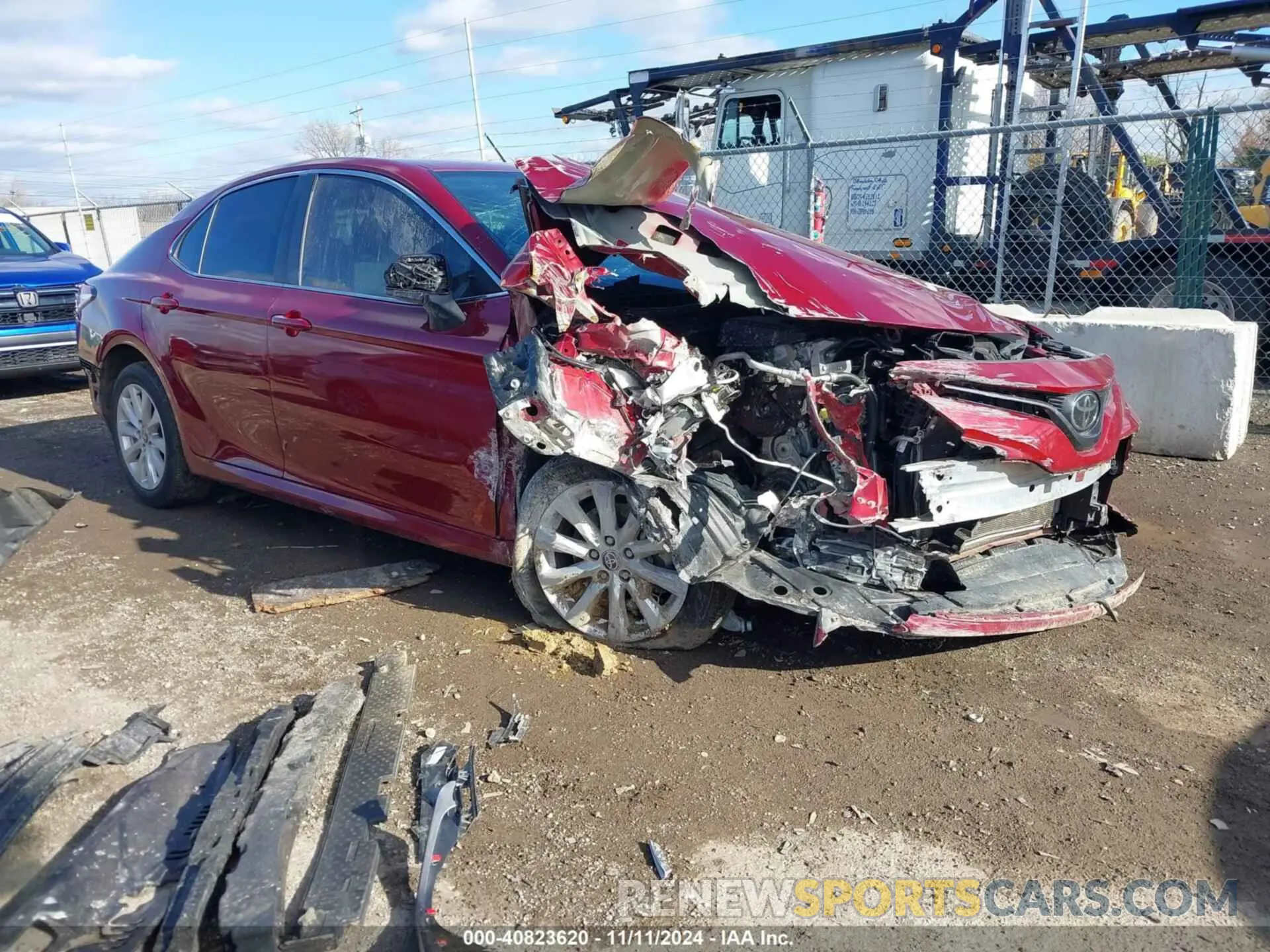1 Photograph of a damaged car 4T1C11AK1LU377526 TOYOTA CAMRY 2020
