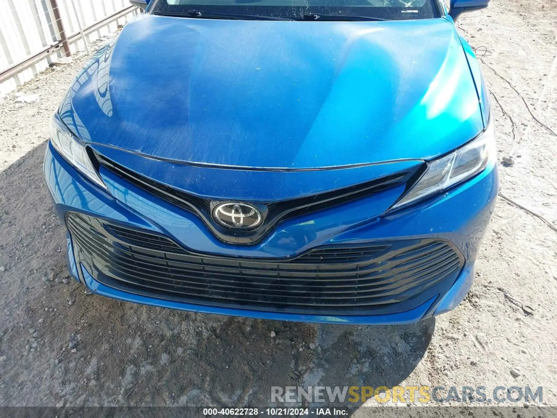 12 Photograph of a damaged car 4T1C11AK1LU387313 TOYOTA CAMRY 2020