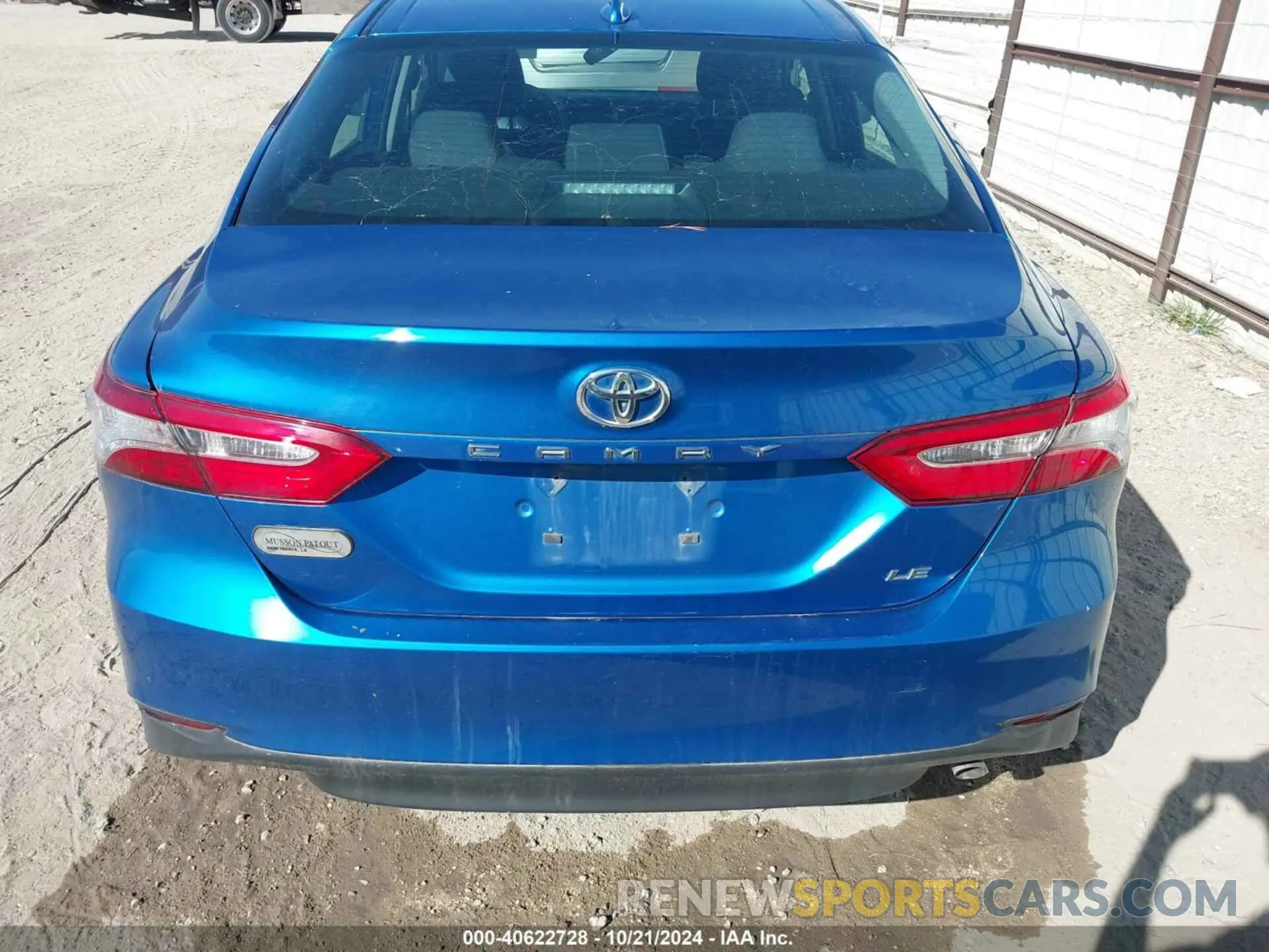 16 Photograph of a damaged car 4T1C11AK1LU387313 TOYOTA CAMRY 2020