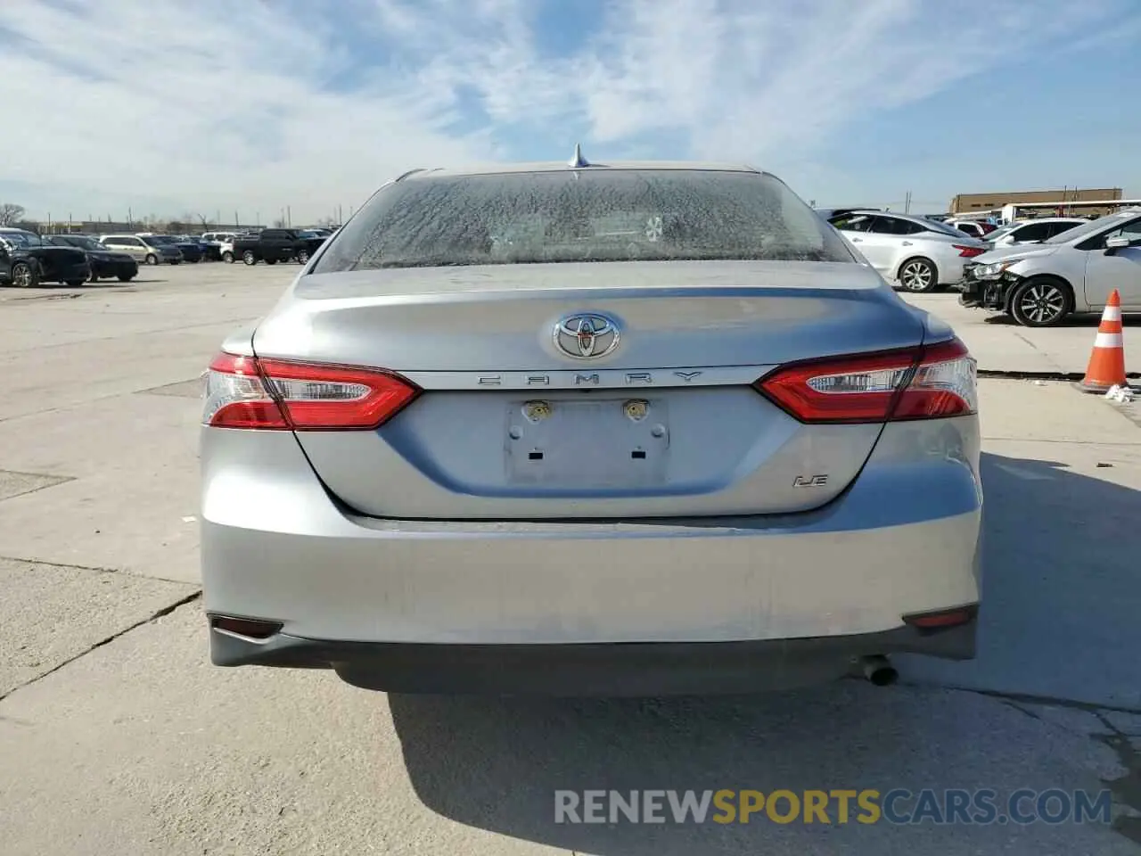6 Photograph of a damaged car 4T1C11AK1LU398912 TOYOTA CAMRY 2020
