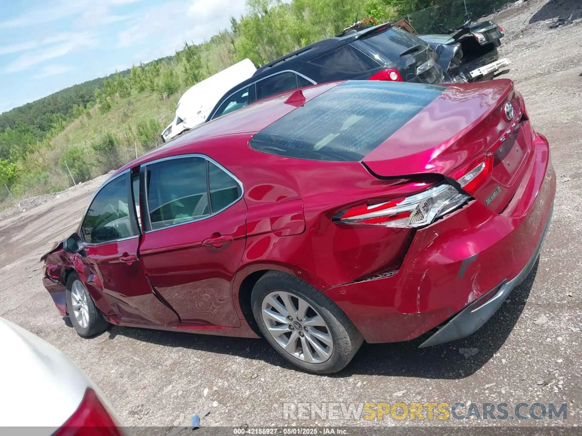 14 Photograph of a damaged car 4T1C11AK1LU862992 TOYOTA CAMRY 2020