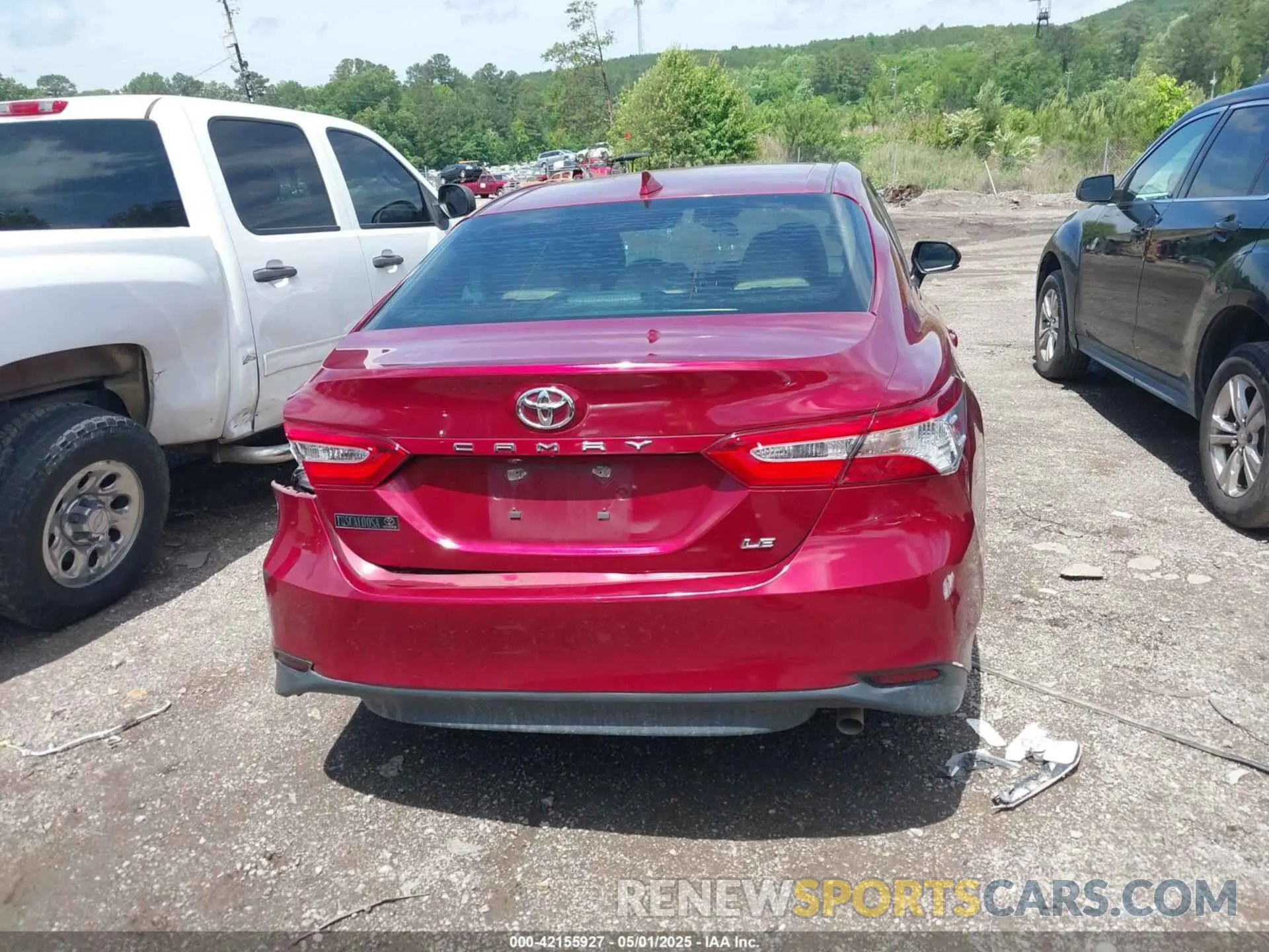 16 Photograph of a damaged car 4T1C11AK1LU862992 TOYOTA CAMRY 2020