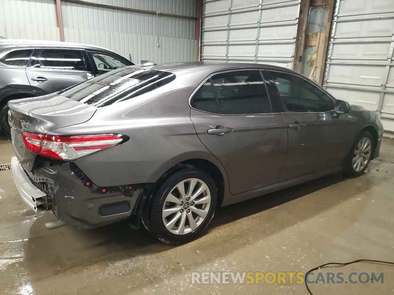 3 Фотография поврежденного автомобиля 4T1C11AK1LU878769 TOYOTA CAMRY 2020