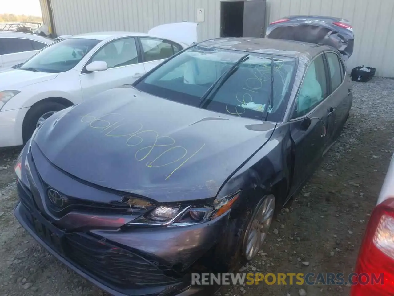 2 Фотография поврежденного автомобиля 4T1C11AK1LU909034 TOYOTA CAMRY 2020