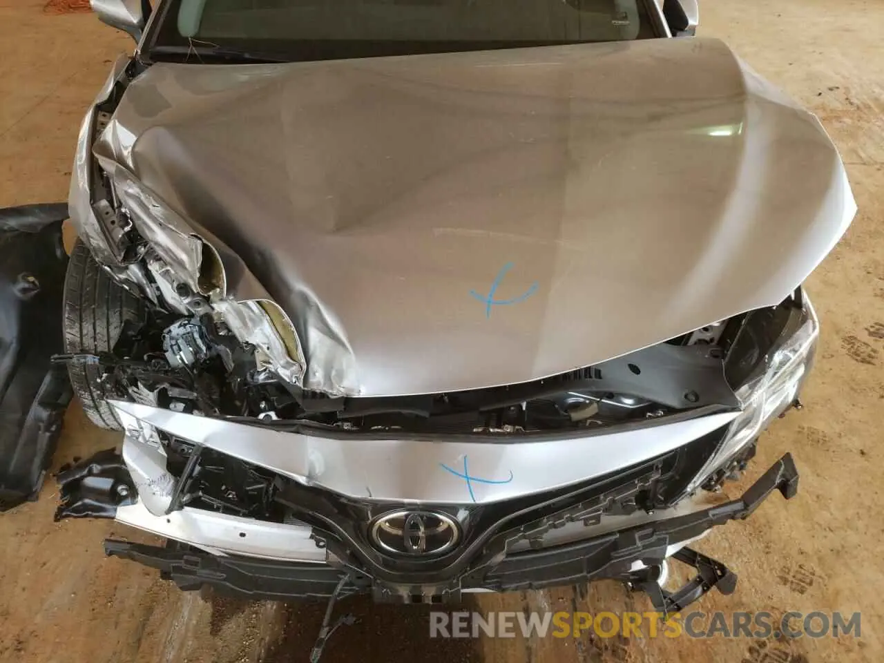 7 Photograph of a damaged car 4T1C11AK1LU924715 TOYOTA CAMRY 2020