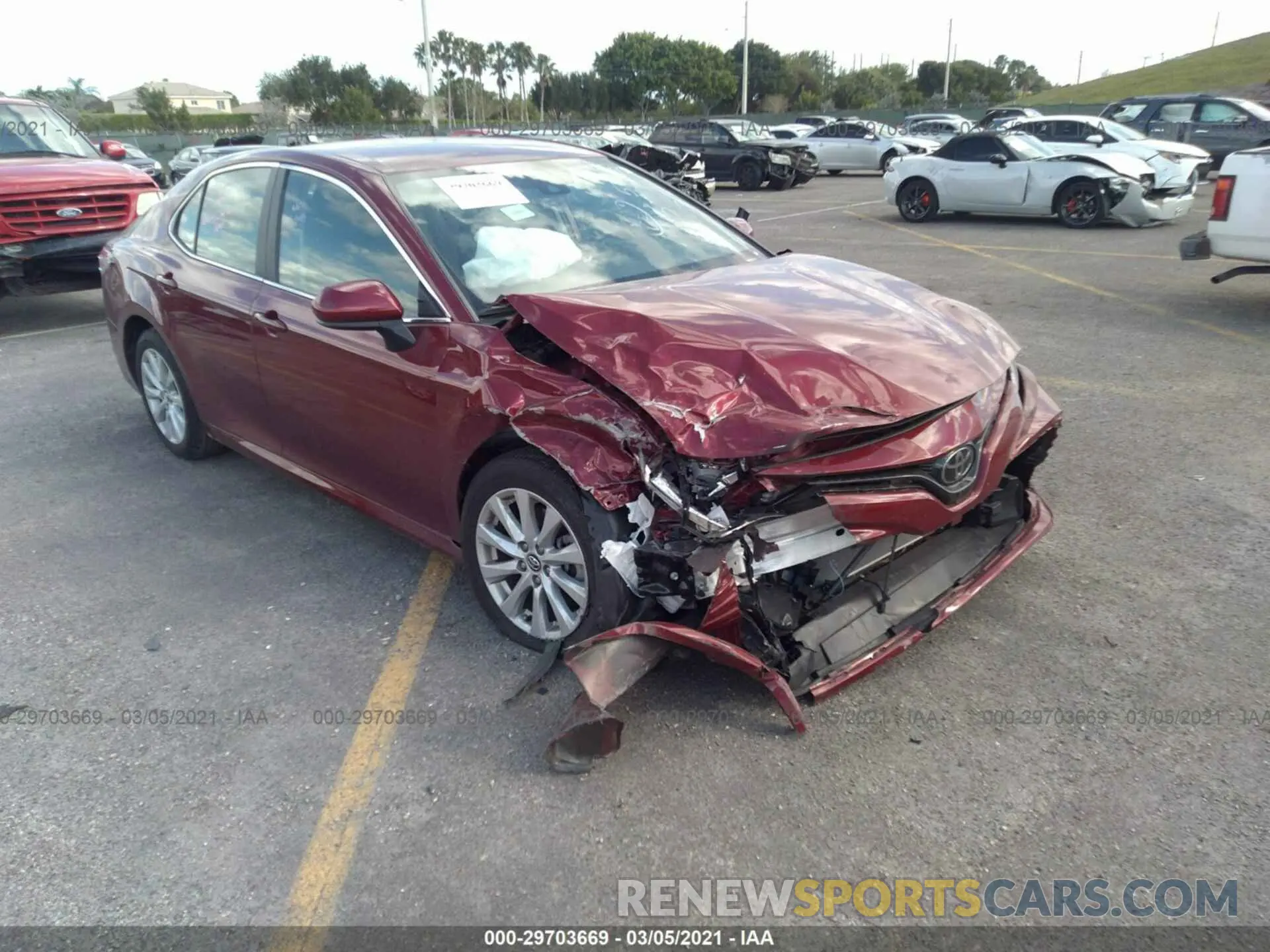 6 Photograph of a damaged car 4T1C11AK1LU935763 TOYOTA CAMRY 2020