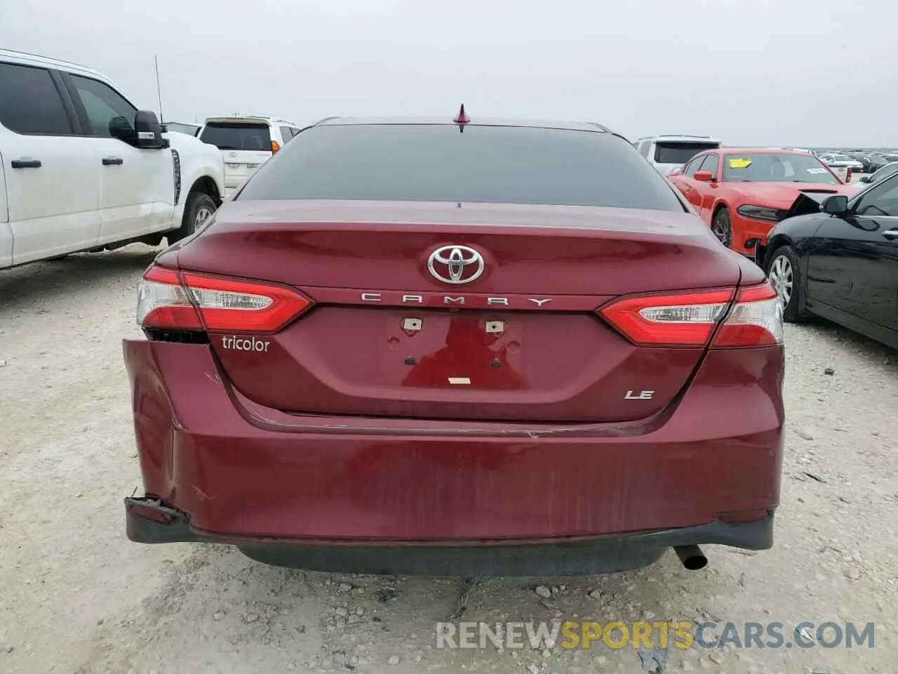 6 Photograph of a damaged car 4T1C11AK1LU938758 TOYOTA CAMRY 2020