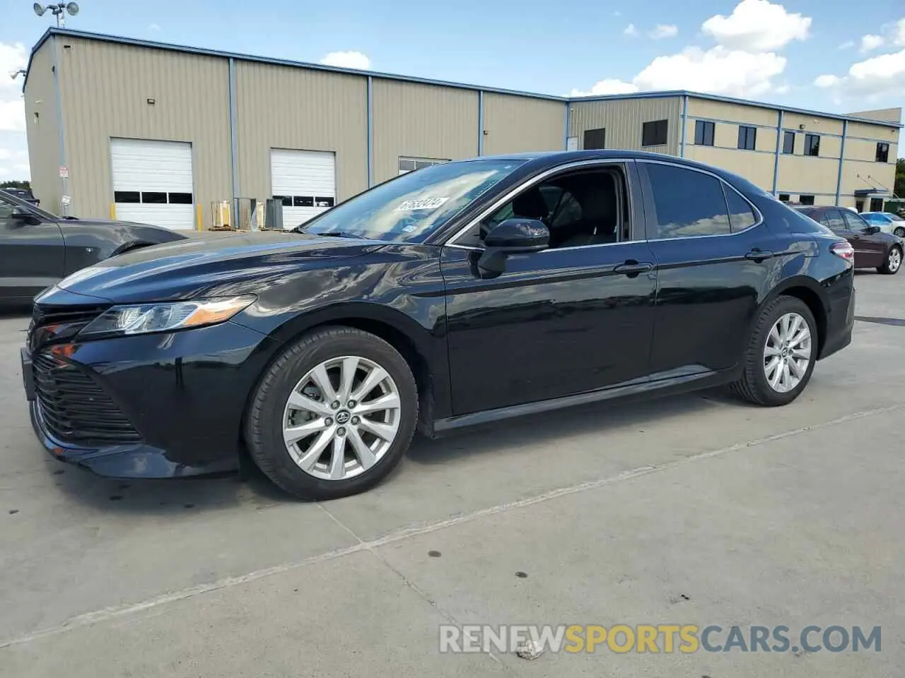 1 Photograph of a damaged car 4T1C11AK1LU944026 TOYOTA CAMRY 2020