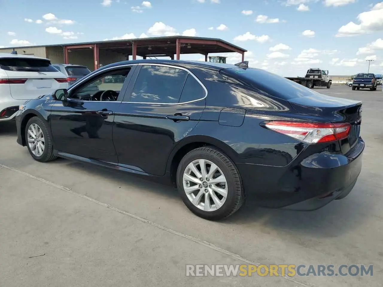 2 Photograph of a damaged car 4T1C11AK1LU944026 TOYOTA CAMRY 2020