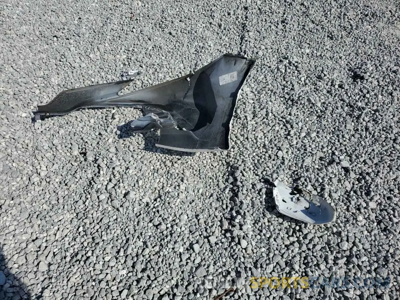12 Photograph of a damaged car 4T1C11AK1LU946441 TOYOTA CAMRY 2020