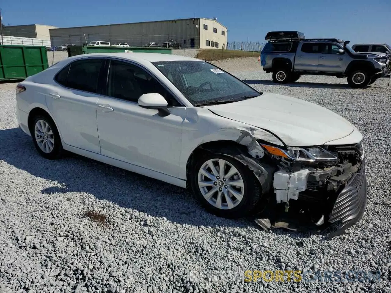 4 Photograph of a damaged car 4T1C11AK1LU946441 TOYOTA CAMRY 2020