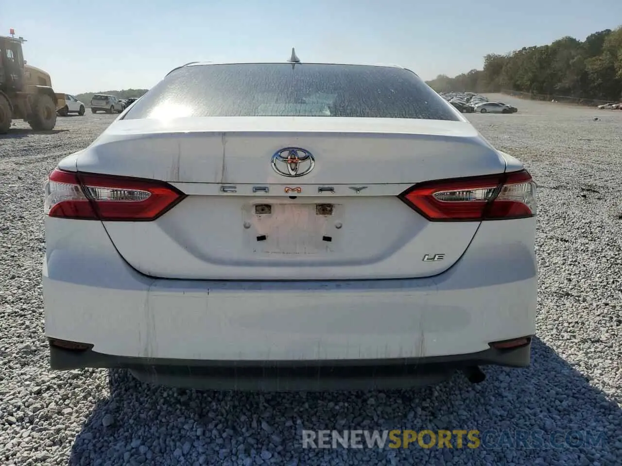 6 Photograph of a damaged car 4T1C11AK1LU946441 TOYOTA CAMRY 2020