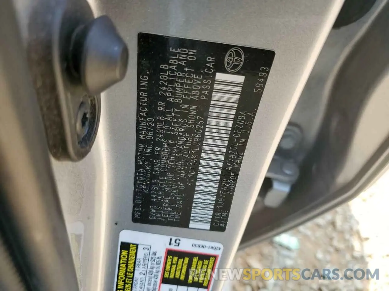 13 Photograph of a damaged car 4T1C11AK1LU960257 TOYOTA CAMRY 2020