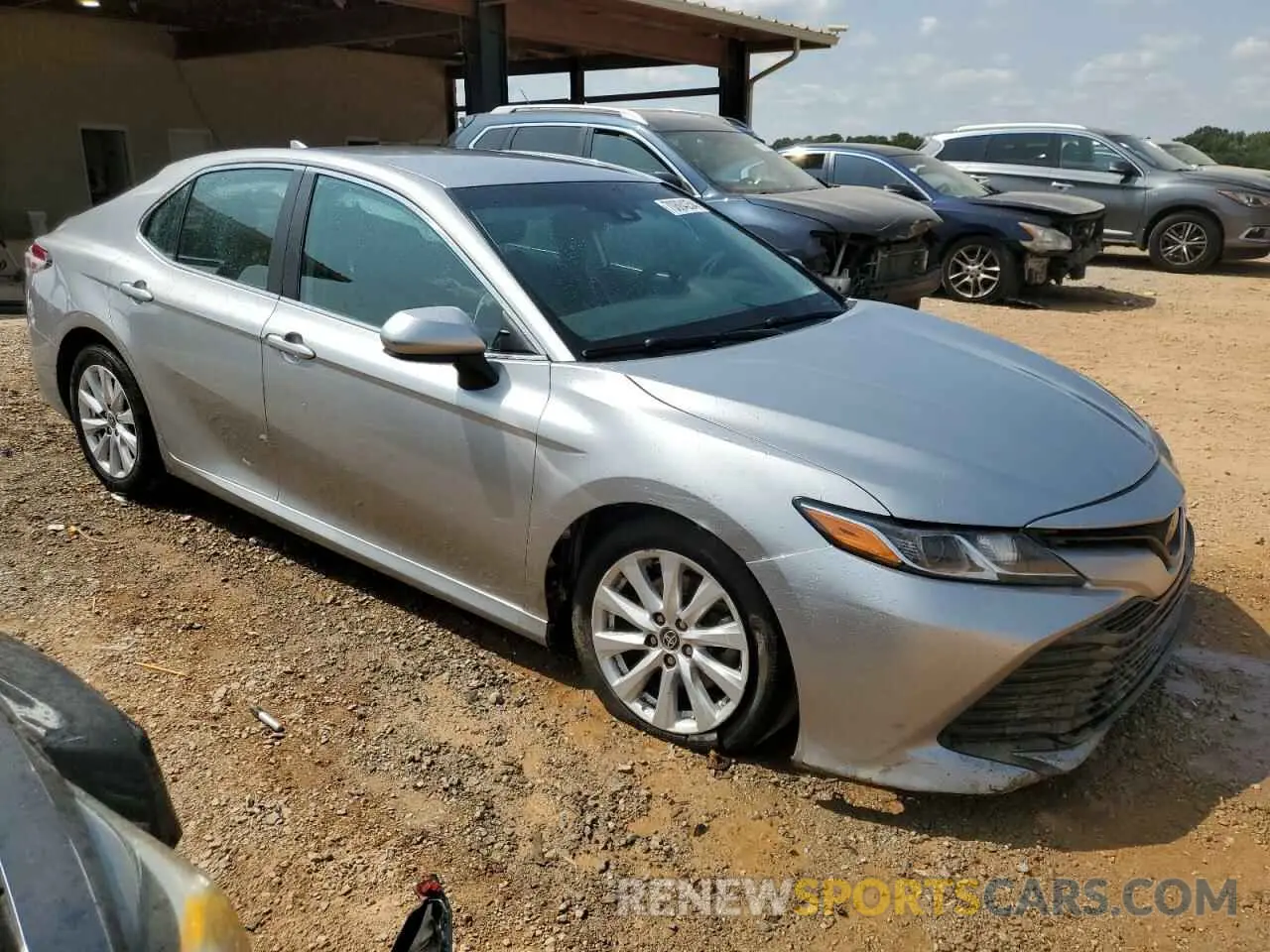4 Photograph of a damaged car 4T1C11AK1LU960257 TOYOTA CAMRY 2020