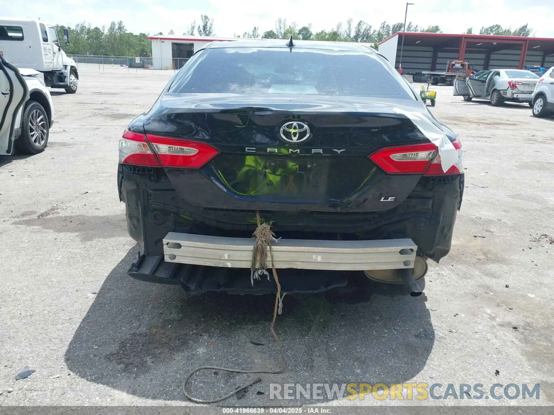 6 Фотография поврежденного автомобиля 4T1C11AK1LU986972 TOYOTA CAMRY 2020