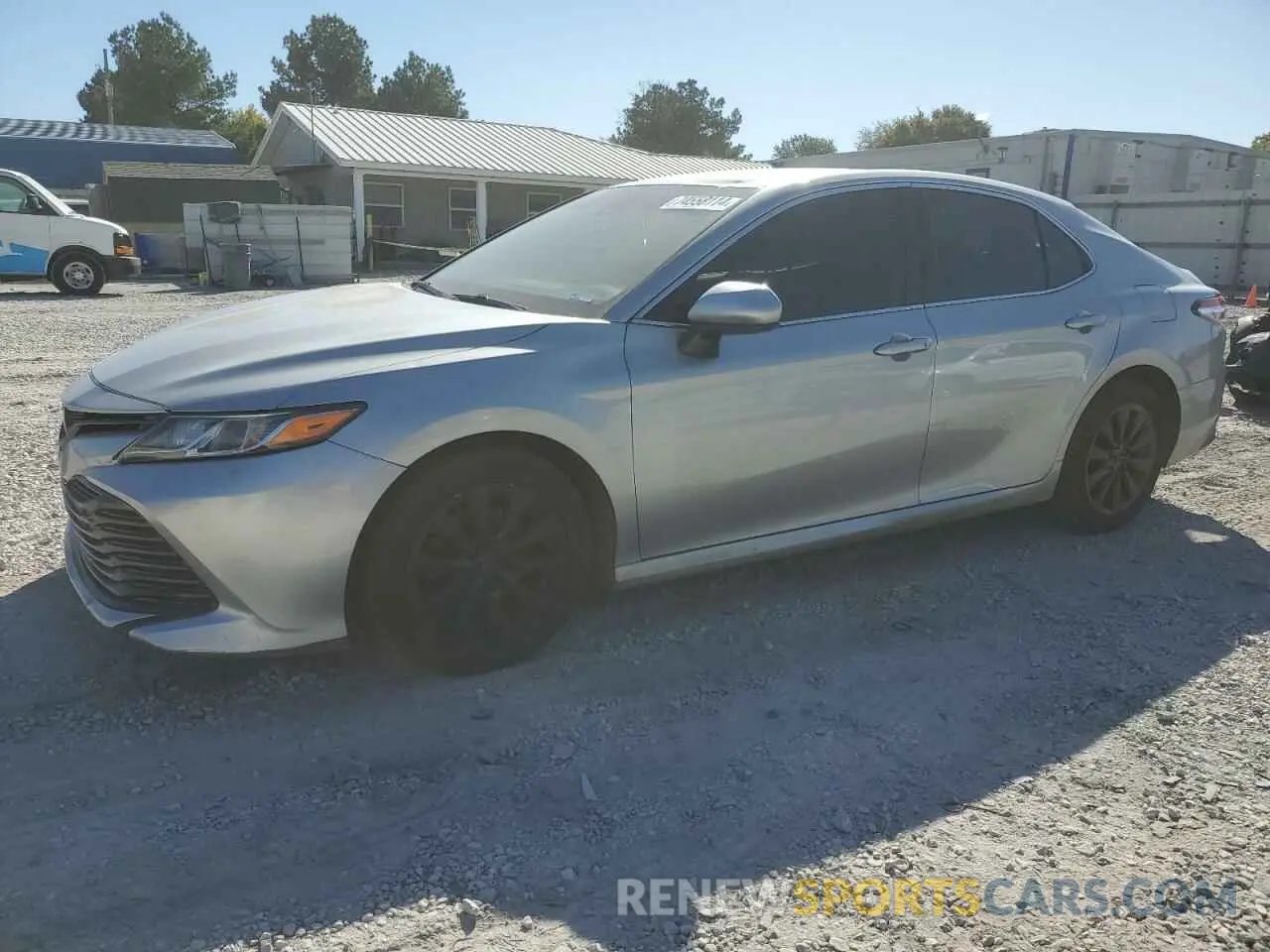 1 Photograph of a damaged car 4T1C11AK2LU330313 TOYOTA CAMRY 2020