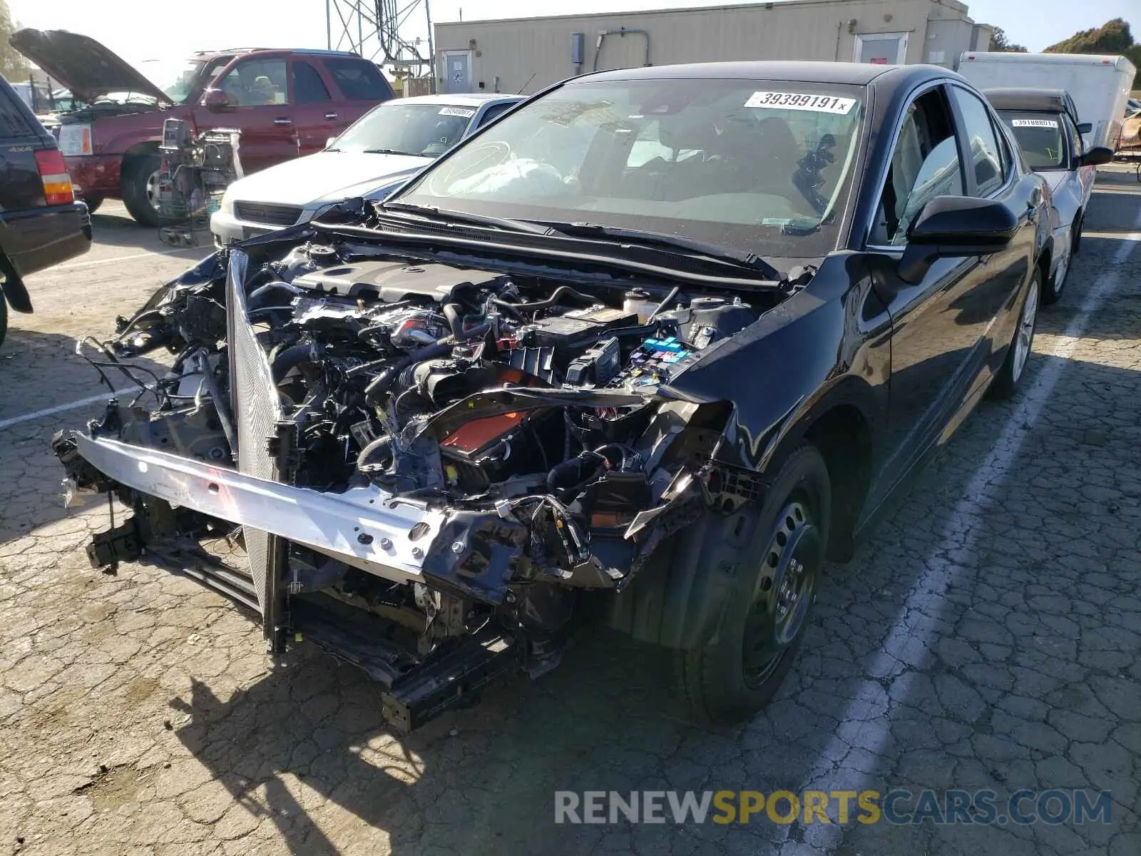 2 Photograph of a damaged car 4T1C11AK2LU331123 TOYOTA CAMRY 2020
