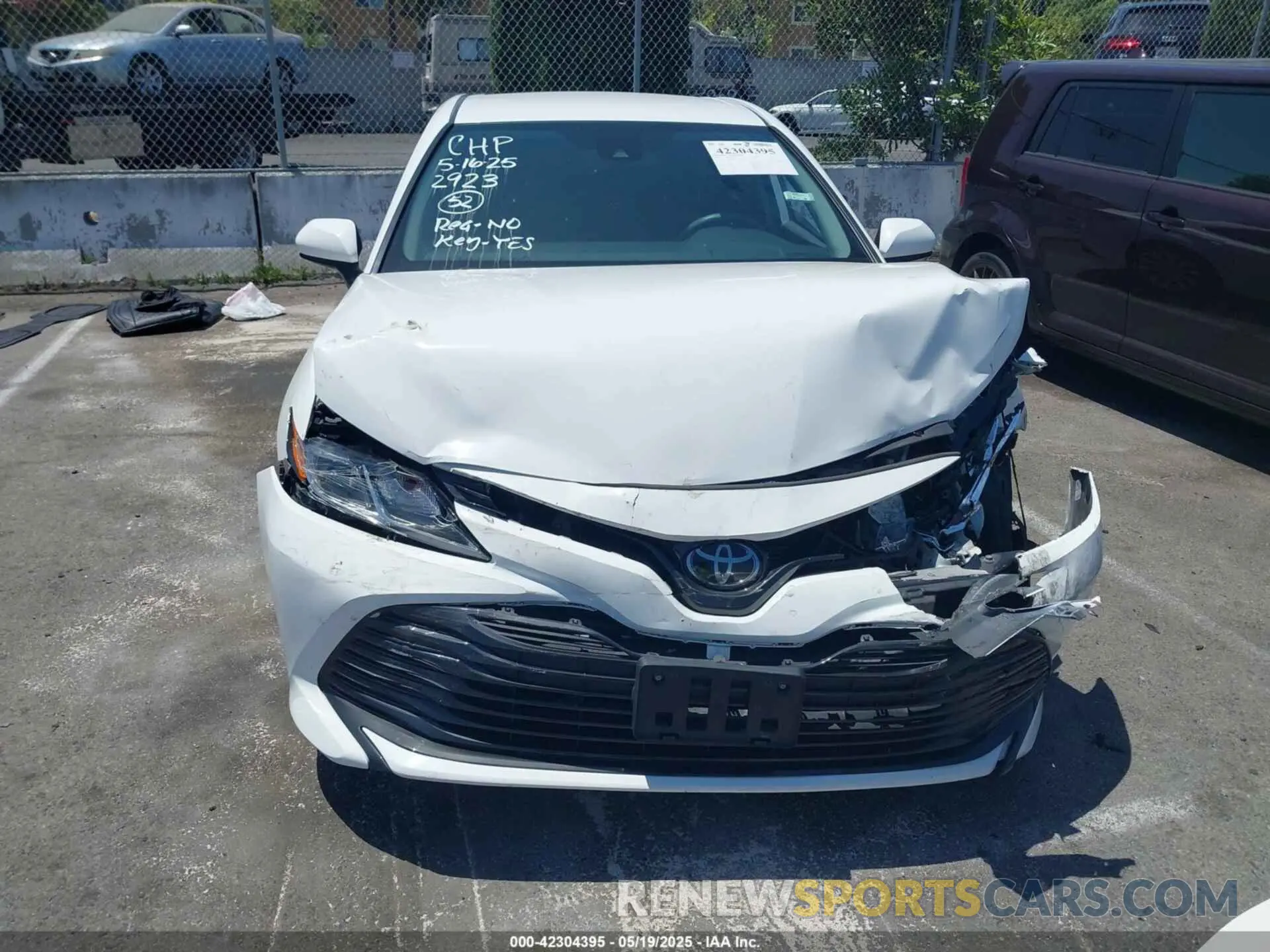 12 Фотография поврежденного автомобиля 4T1C11AK2LU362923 TOYOTA CAMRY 2020