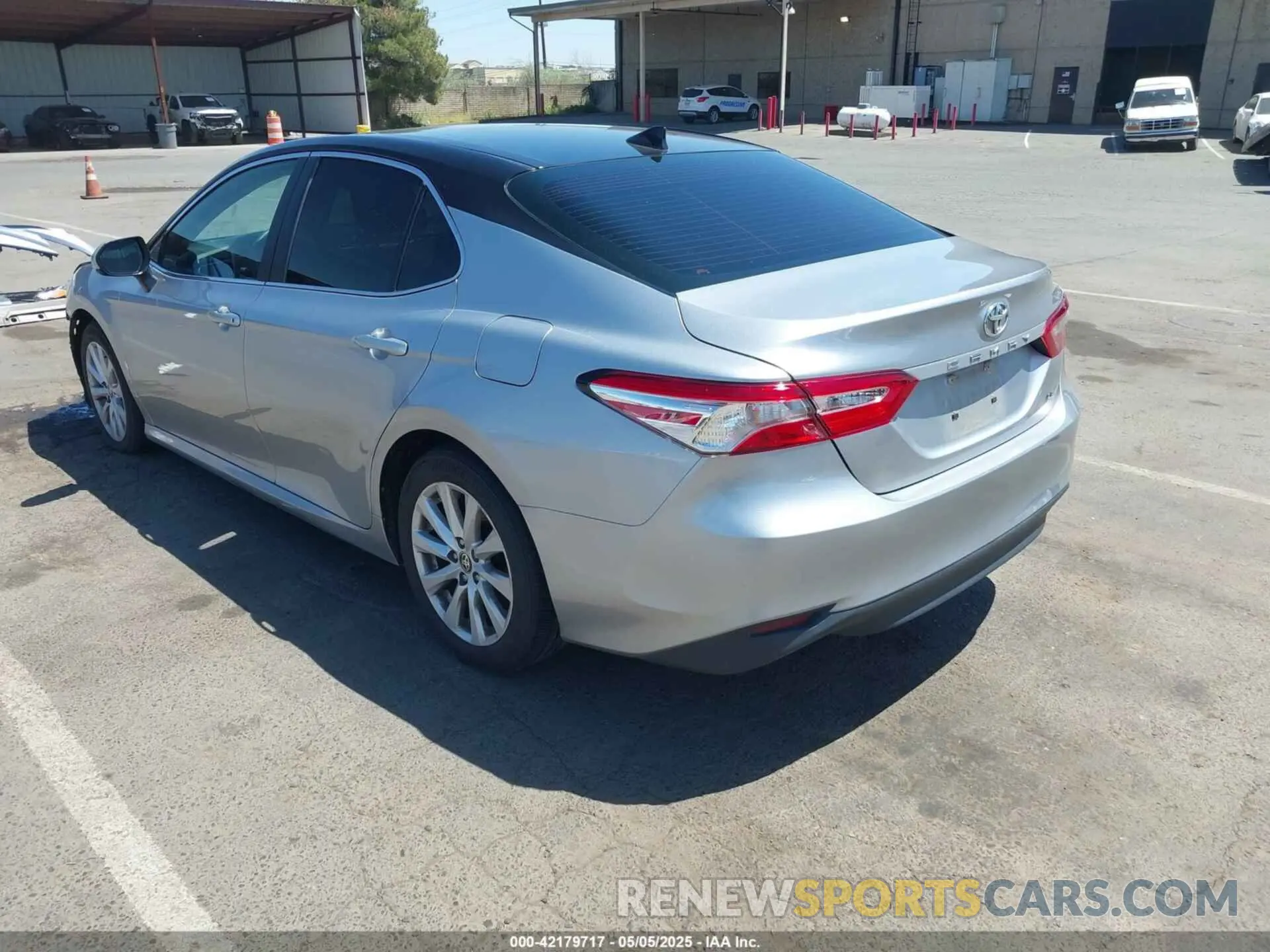 3 Фотография поврежденного автомобиля 4T1C11AK2LU365563 TOYOTA CAMRY 2020