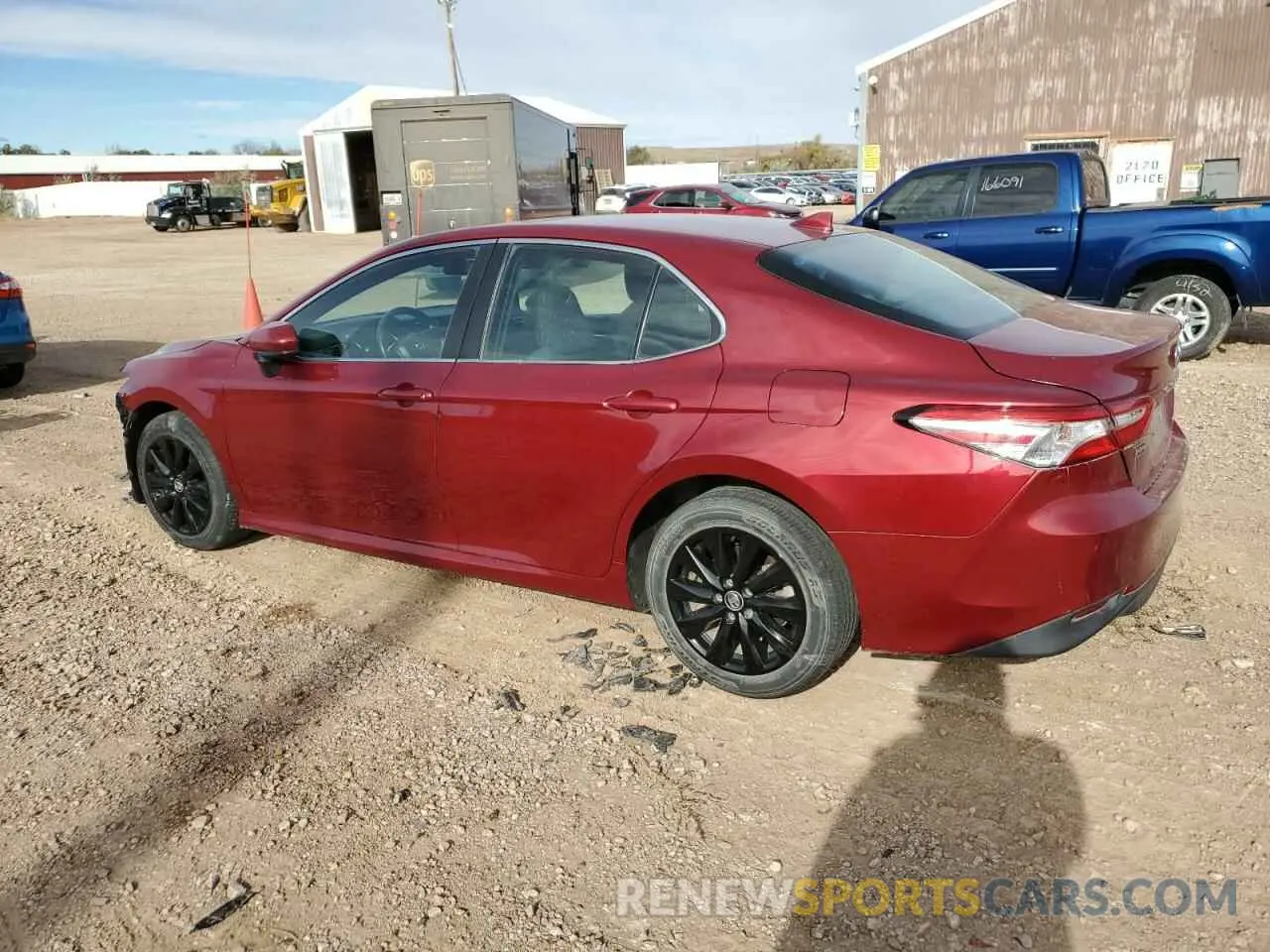 2 Photograph of a damaged car 4T1C11AK2LU916154 TOYOTA CAMRY 2020