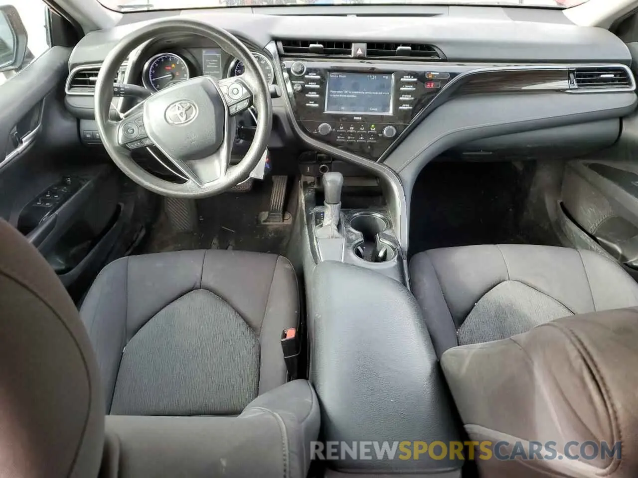 8 Photograph of a damaged car 4T1C11AK2LU916154 TOYOTA CAMRY 2020