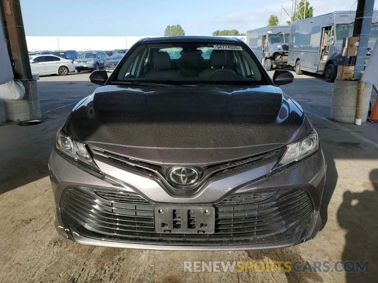 5 Фотография поврежденного автомобиля 4T1C11AK2LU924691 TOYOTA CAMRY 2020