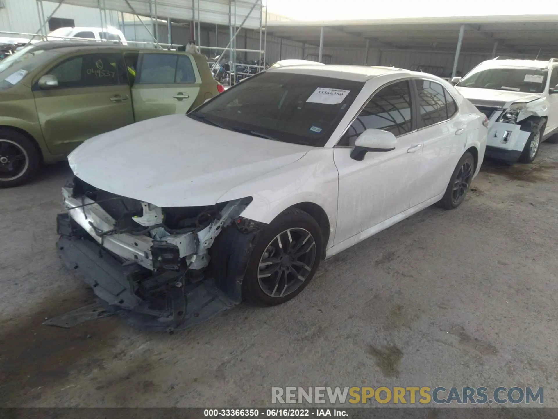 2 Фотография поврежденного автомобиля 4T1C11AK2LU943449 TOYOTA CAMRY 2020