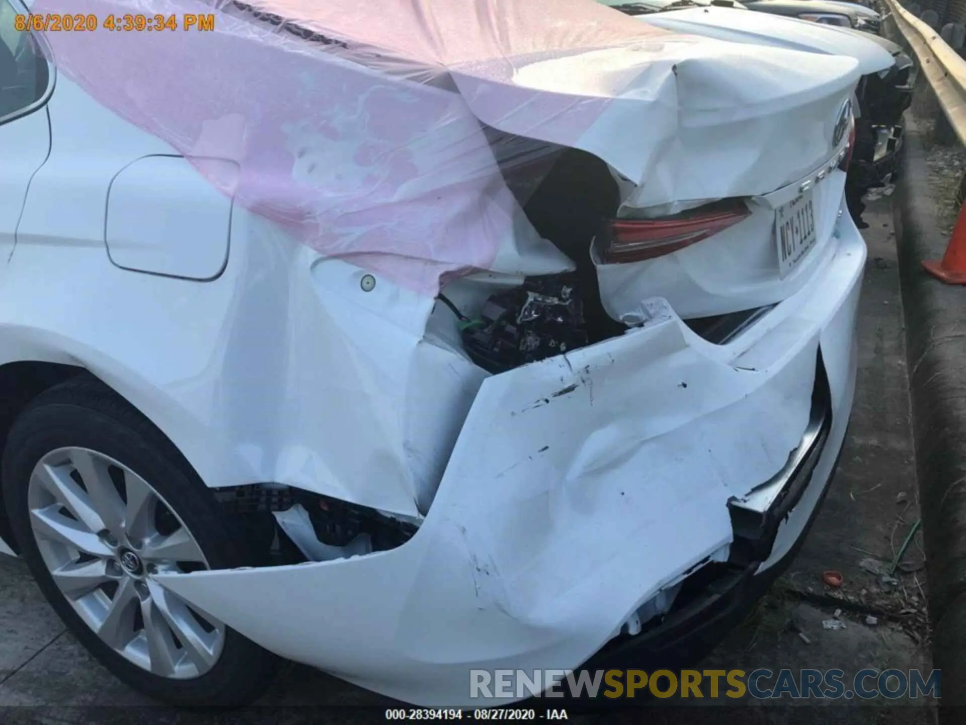 12 Photograph of a damaged car 4T1C11AK2LU944956 TOYOTA CAMRY 2020