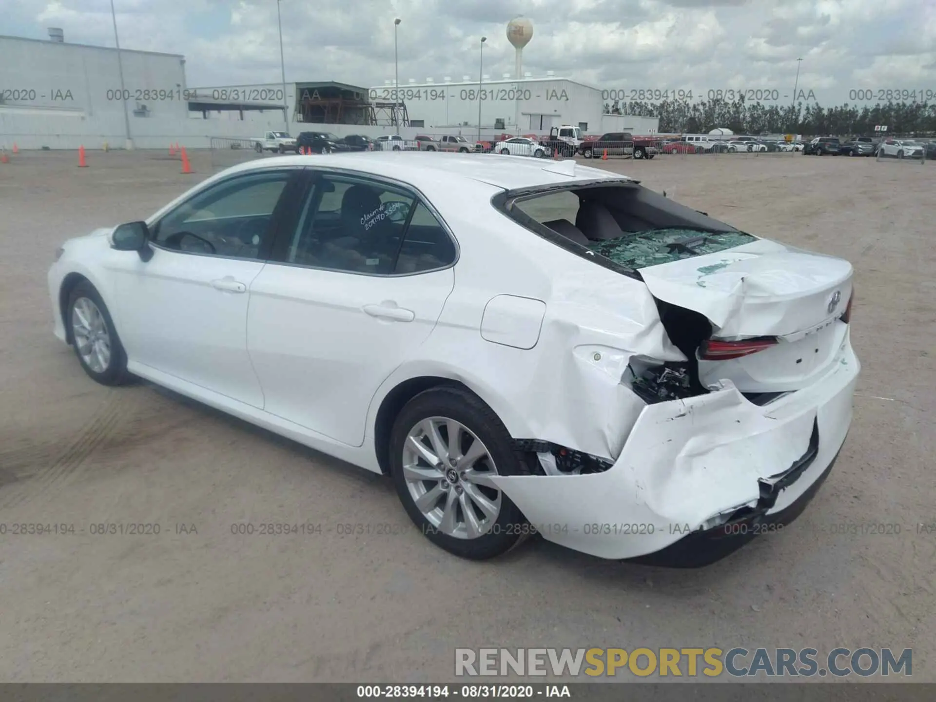 3 Photograph of a damaged car 4T1C11AK2LU944956 TOYOTA CAMRY 2020
