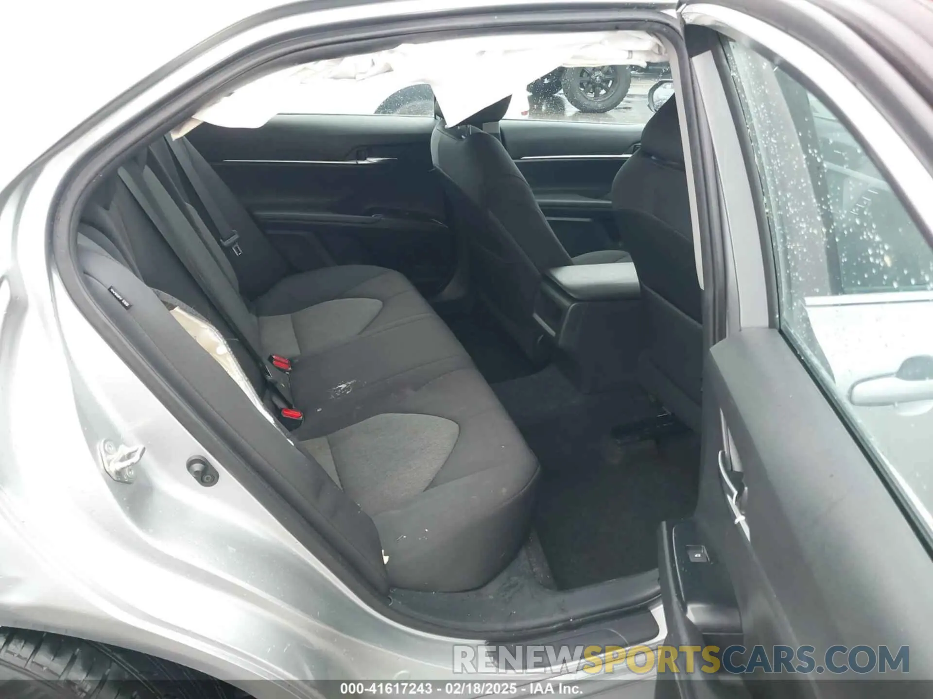 8 Фотография поврежденного автомобиля 4T1C11AK2LU958355 TOYOTA CAMRY 2020