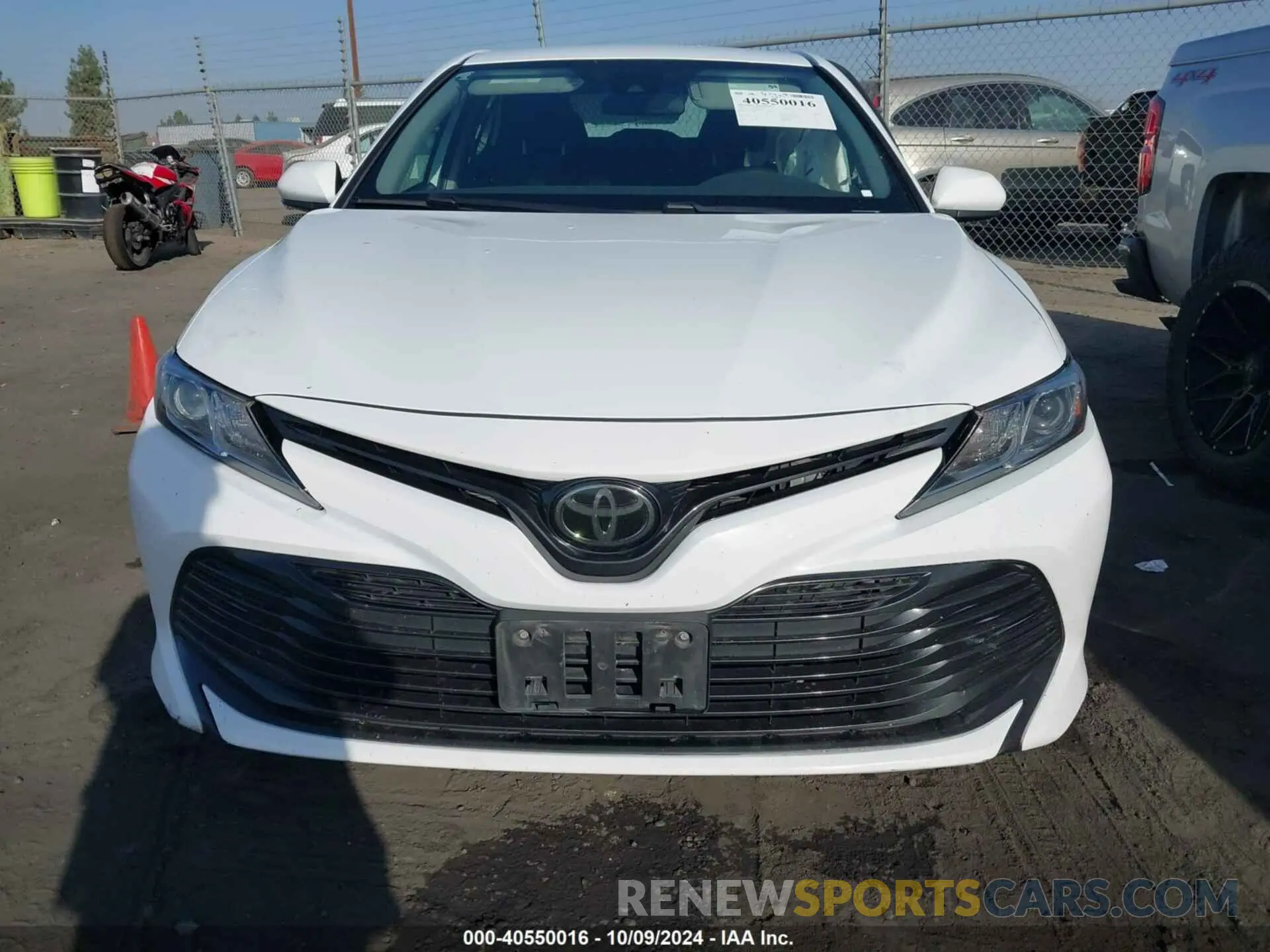 12 Фотография поврежденного автомобиля 4T1C11AK2LU984597 TOYOTA CAMRY 2020