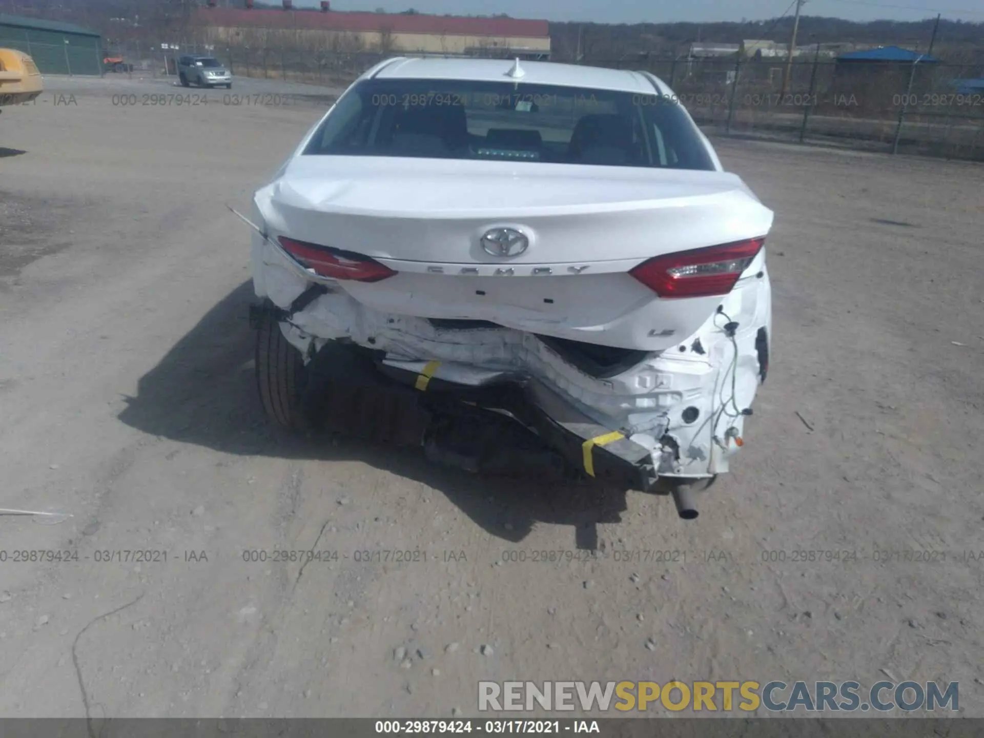 6 Photograph of a damaged car 4T1C11AK2LU991582 TOYOTA CAMRY 2020