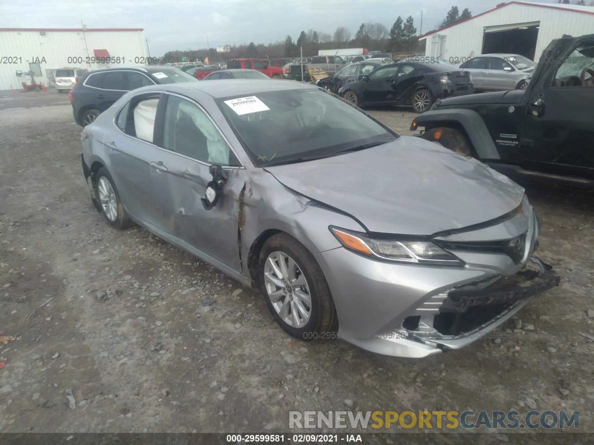 1 Фотография поврежденного автомобиля 4T1C11AK2LU993123 TOYOTA CAMRY 2020