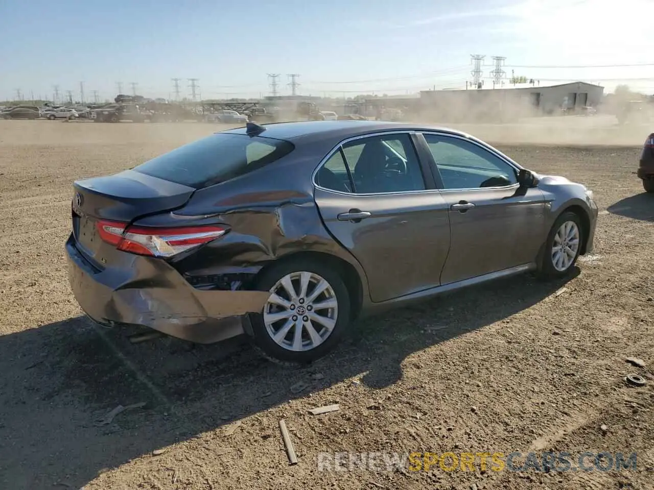 3 Фотография поврежденного автомобиля 4T1C11AK2LU997849 TOYOTA CAMRY 2020