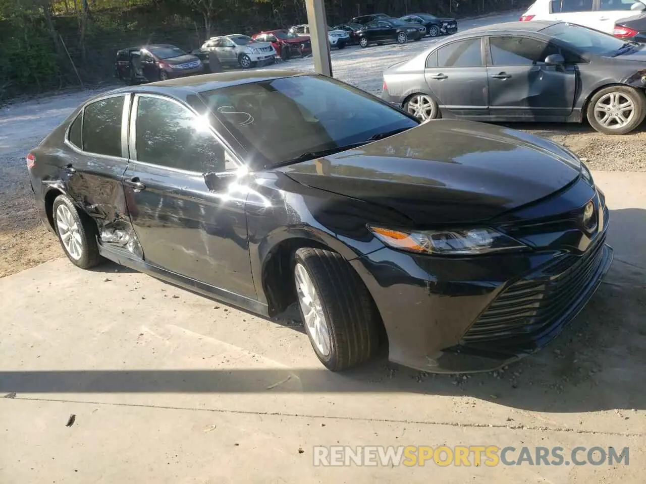 4 Photograph of a damaged car 4T1C11AK3LU890454 TOYOTA CAMRY 2020