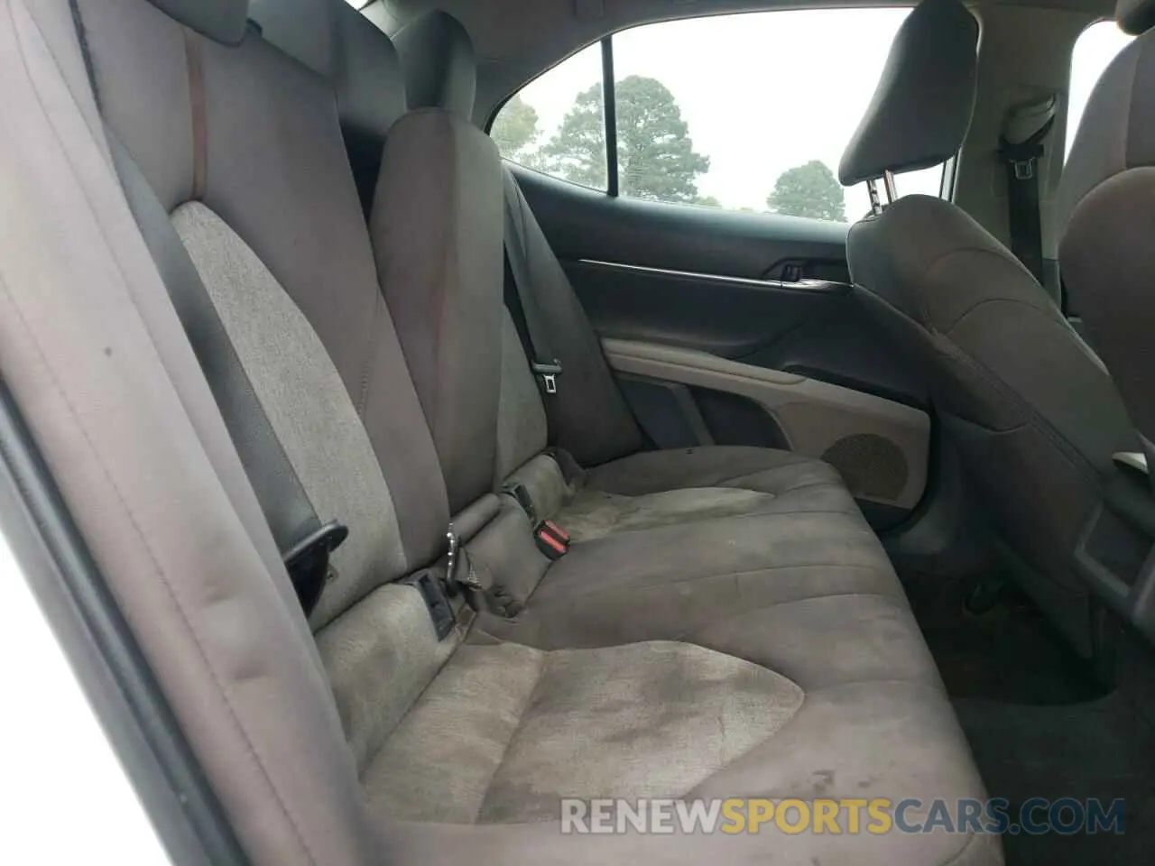 10 Фотография поврежденного автомобиля 4T1C11AK3LU890969 TOYOTA CAMRY 2020