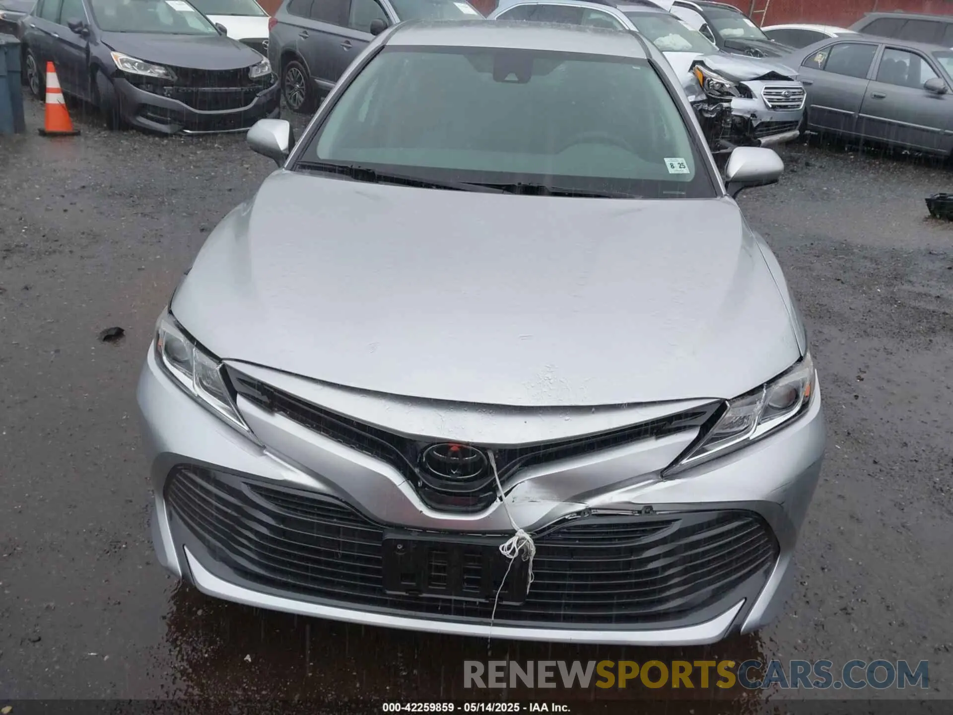 12 Фотография поврежденного автомобиля 4T1C11AK3LU897789 TOYOTA CAMRY 2020
