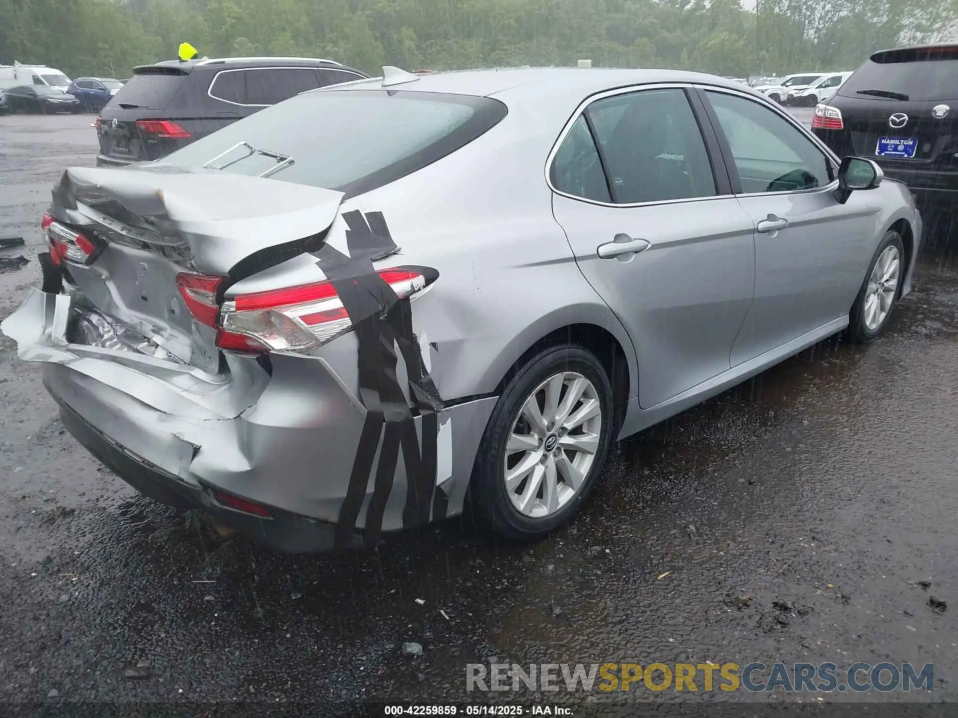 4 Фотография поврежденного автомобиля 4T1C11AK3LU897789 TOYOTA CAMRY 2020