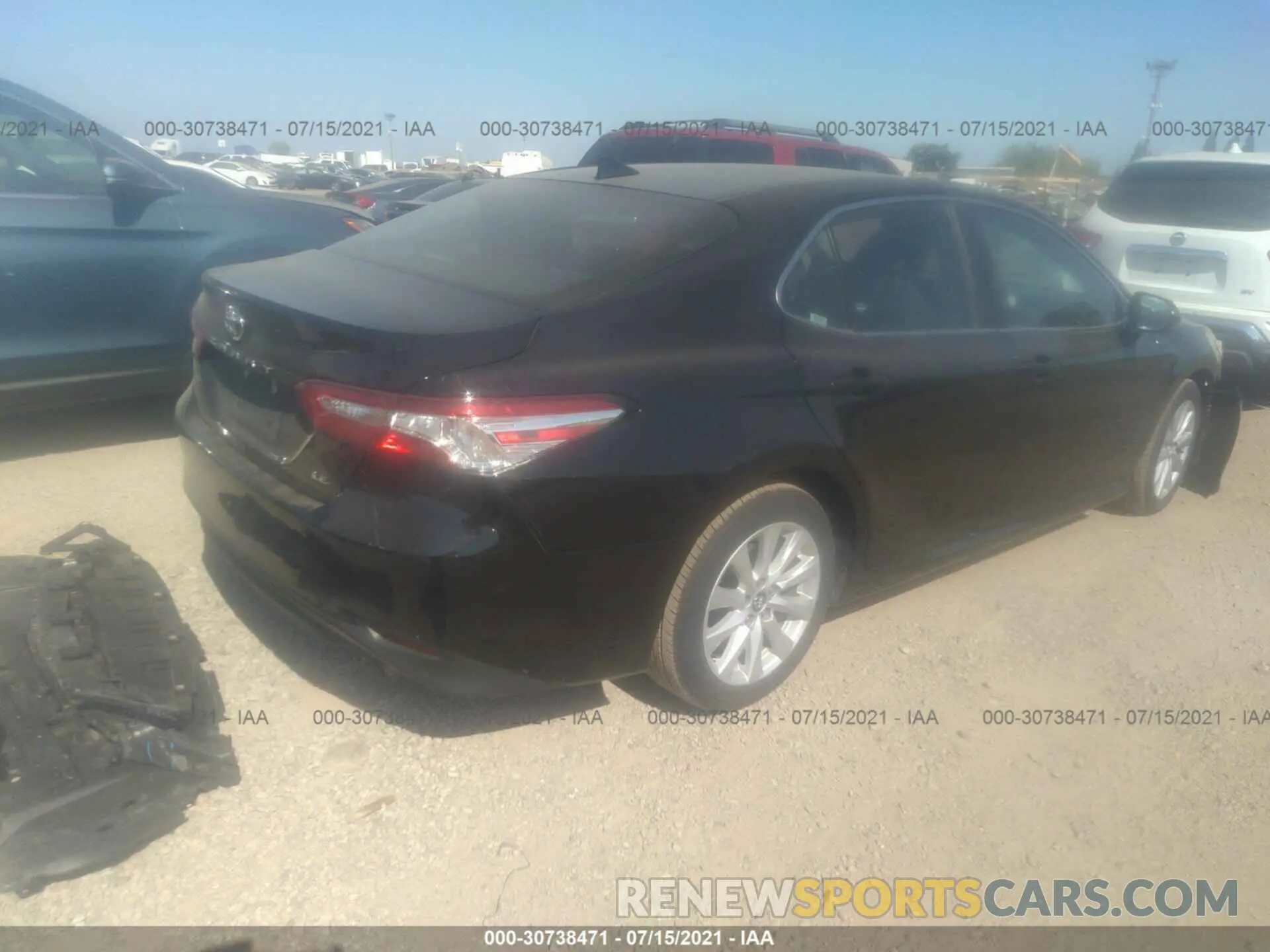 4 Фотография поврежденного автомобиля 4T1C11AK3LU914297 TOYOTA CAMRY 2020
