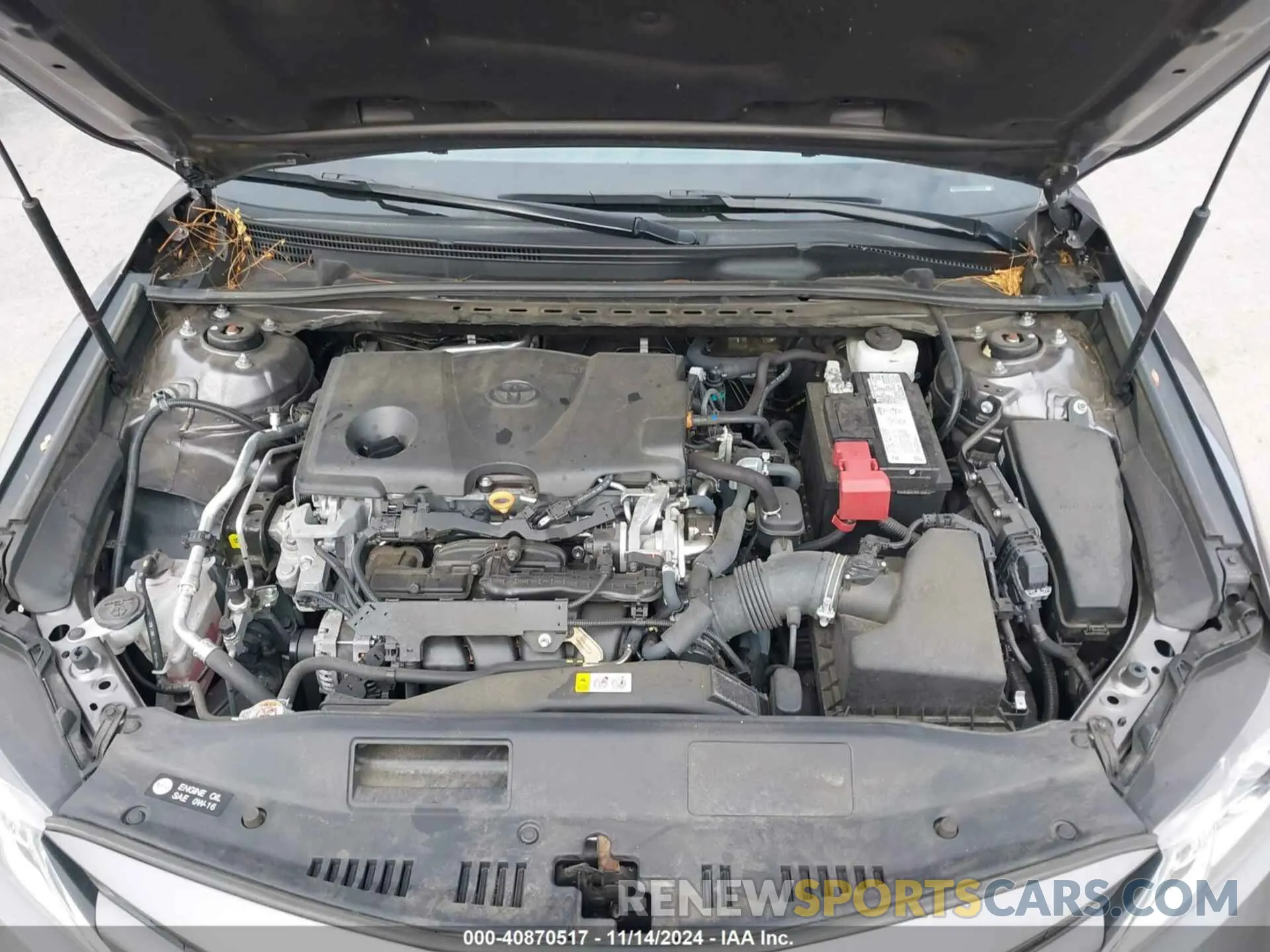 10 Photograph of a damaged car 4T1C11AK3LU943928 TOYOTA CAMRY 2020