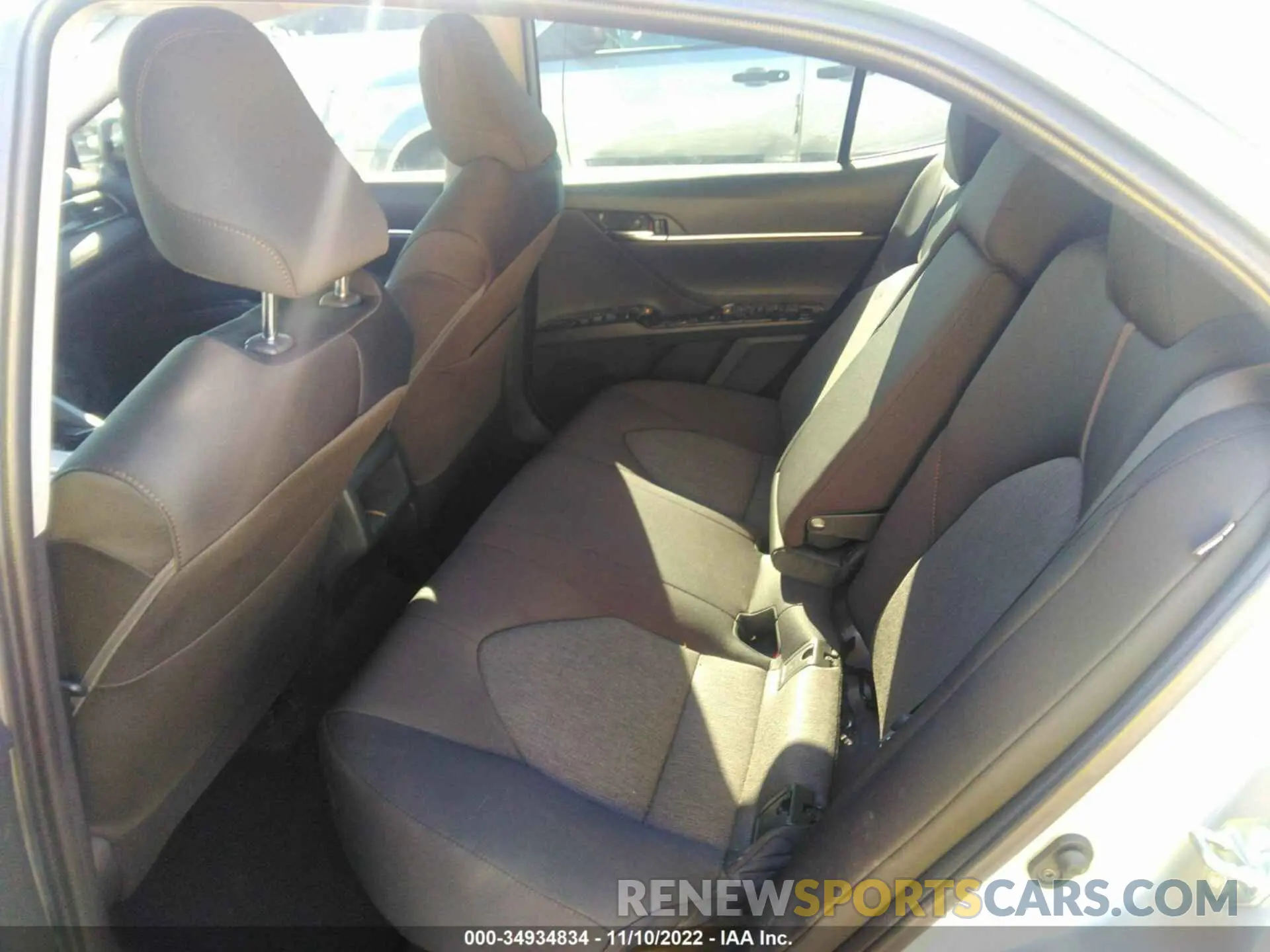 8 Photograph of a damaged car 4T1C11AK3LU949907 TOYOTA CAMRY 2020