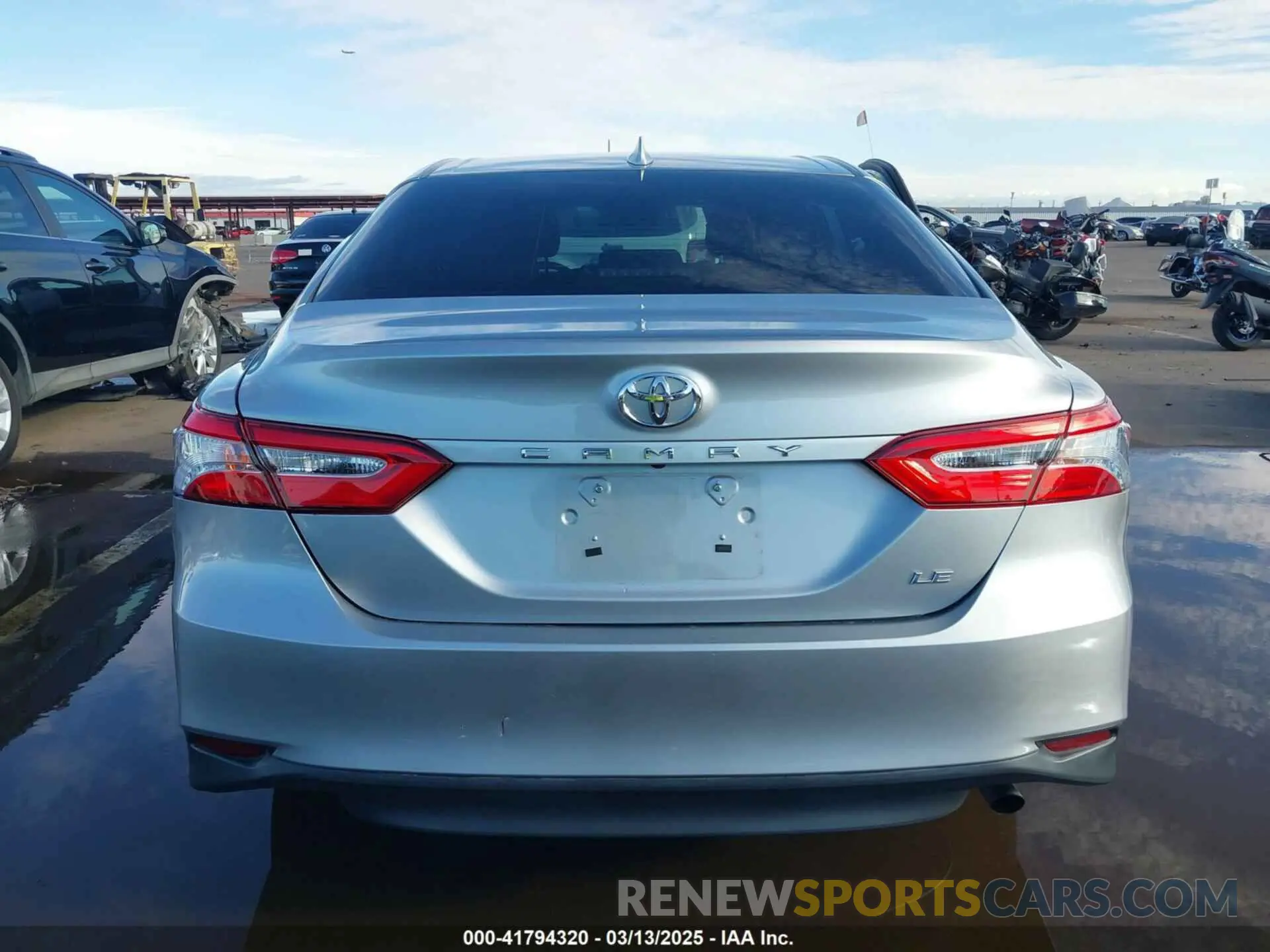 16 Фотография поврежденного автомобиля 4T1C11AK3LU996676 TOYOTA CAMRY 2020
