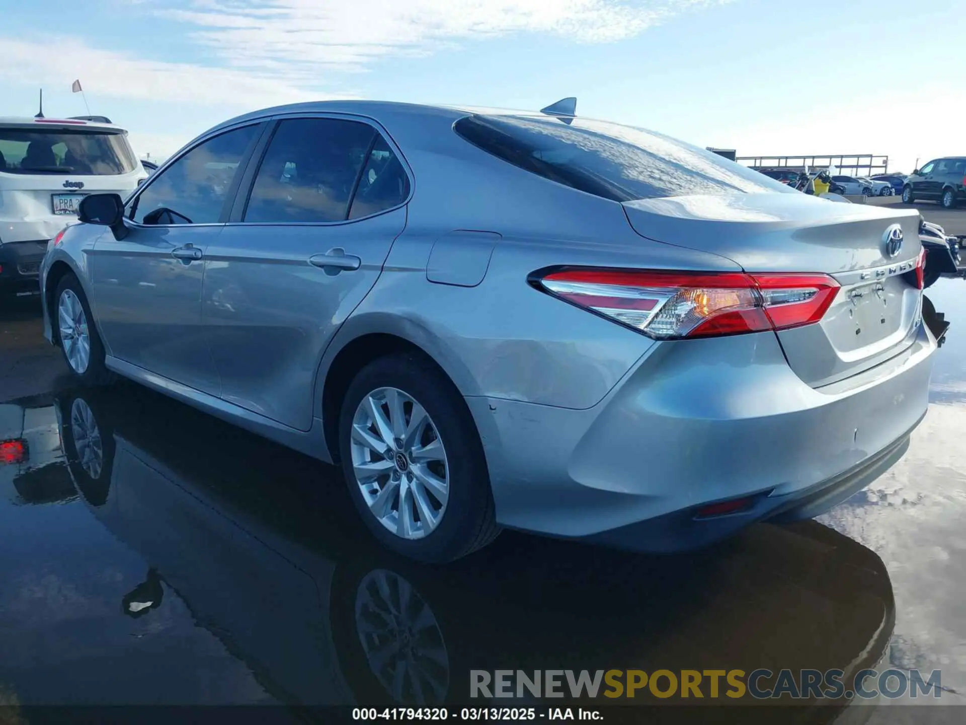 3 Фотография поврежденного автомобиля 4T1C11AK3LU996676 TOYOTA CAMRY 2020