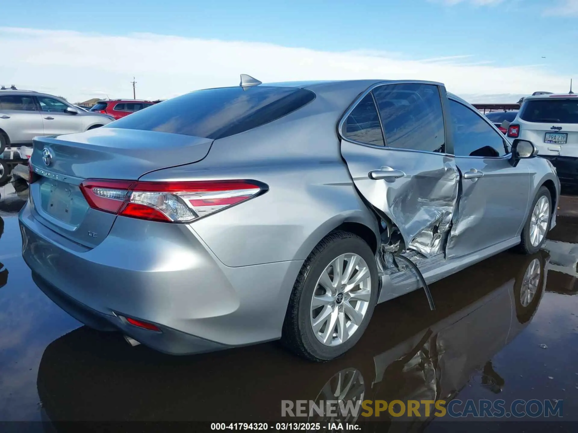 6 Фотография поврежденного автомобиля 4T1C11AK3LU996676 TOYOTA CAMRY 2020