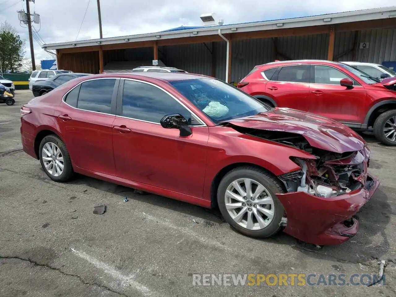 4 Фотография поврежденного автомобиля 4T1C11AK3LU997665 TOYOTA CAMRY 2020
