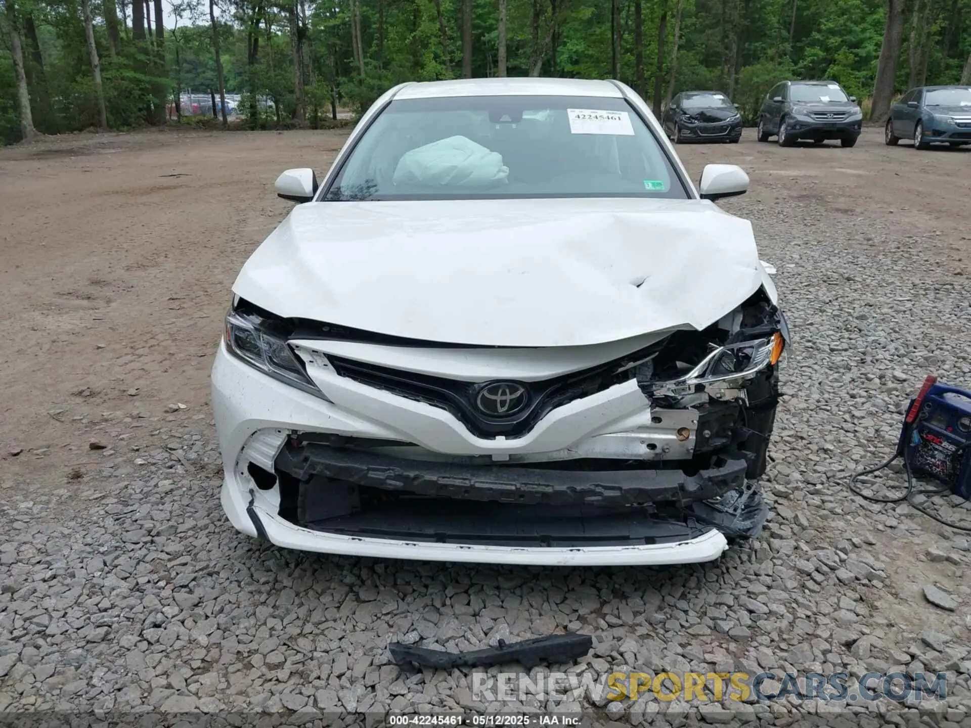 12 Photograph of a damaged car 4T1C11AK4LU316588 TOYOTA CAMRY 2020